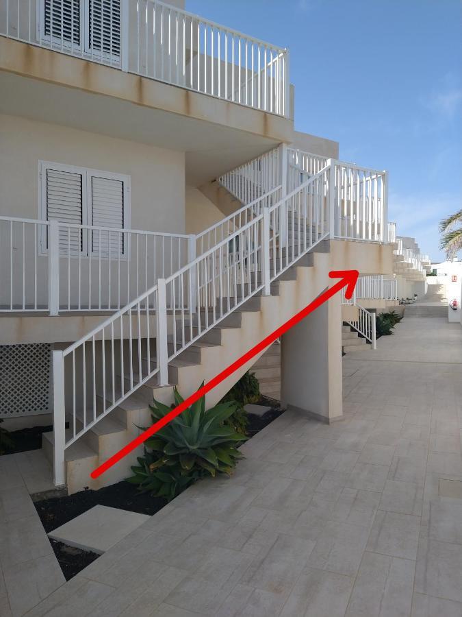Apartment Aqui Todo Empieza - Pool - Free WiFi - Smart TV Costa Teguise Esterno foto